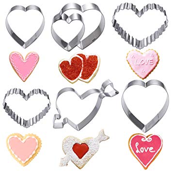 OUNONA 6pcs 304 Stainless Steel Cookie Cutters Assorted Heart Shape Biscuit Moulds for Valentine's Day