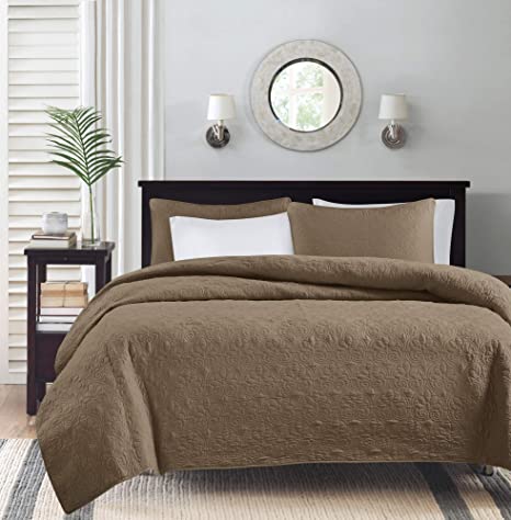 Madison Park Quebec Quilt Set - Luxurious Damask Stitching Design Anti-Microbial, Cotton Filled Lightweight Coverlet Bedspread Bedding, Shams, Full/Queen(90"x90"), Mocha 3 Piece