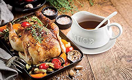 24 Oz Gravy Boat, Tray and Ladle | Ceramic White Gravy Boat With The Word"Sauce" On It