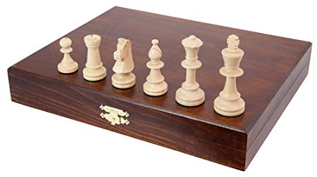 Staunton No. 5 Tournament Chess Pieces in Wooden Box