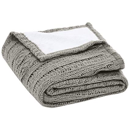 AmazonBasics Cable Knit & Faux Fur Throw Blanket - 50 x 60 Inch, Grey