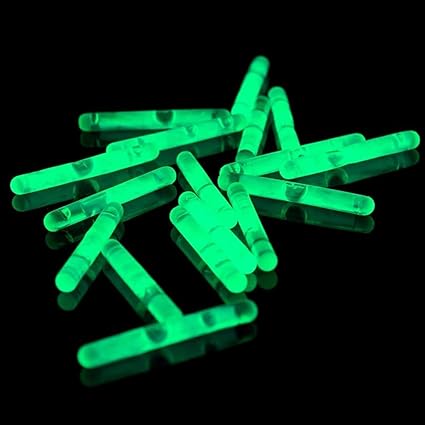 Fun Central - 50 Pack - 1.5 Inch Mini Glow Sticks | in Bulk | Assorted Colors | 4th of July Party Supplies Underwater Light Rave Parties EDM Concerts, Kids’ Birthdays Glow in The Dark Parties