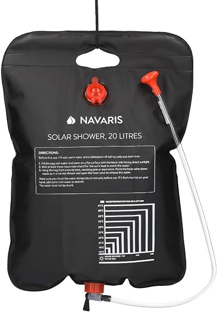 Navaris ポータブルシャワー 簡易シャワー 容量20L - ソーラー 温水 携帯式 水タンク キャンプ - サーフィン 海水浴 アウトドア 洗車 災害 - 600x410mm