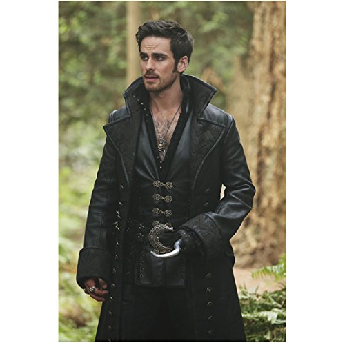 Once Upon a Time Colin O'Donoghue as Captain Hook Looking in Woods 8 x 10 Photo