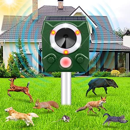 Solar Animal Repeller Outdoor,Solar Pest Ultrasonic Animal Repellent,Motion Sensor Animal Deterrent Devices Outdoor with Sound and Flashing Lights Effectively Scares Away Cats,Dogs,Foxes,Rabbit,Birds