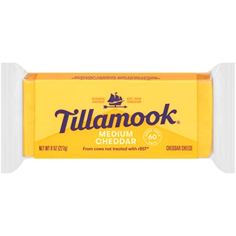 Tillamook, Medium Cheddar Cheese, 8 oz