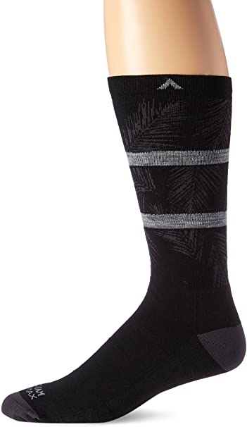 Wigwam Men's Makua Valley Pro Lightweight Outdoor Peak 2 Pub Crew Socks