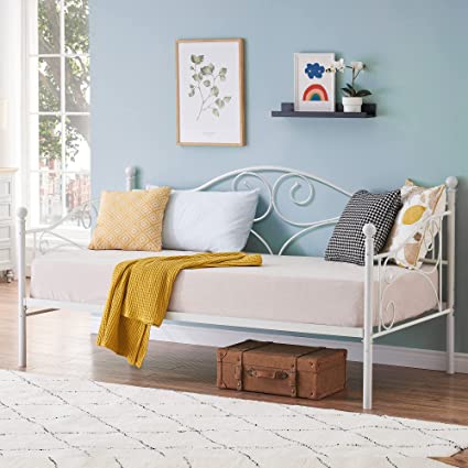 VECELO Premium Daybed, Metal Bed Frame Twin Size Steel Slat Support/Strong Legs Headboard/Mattress Foundation, Multi-Functional Furniture, White