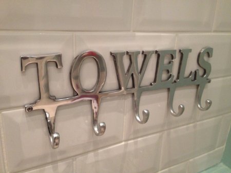 Large Towel Holder Rack 5 Hooks " TOWELS " Bathroom Hanger Highly Polished Aluminium