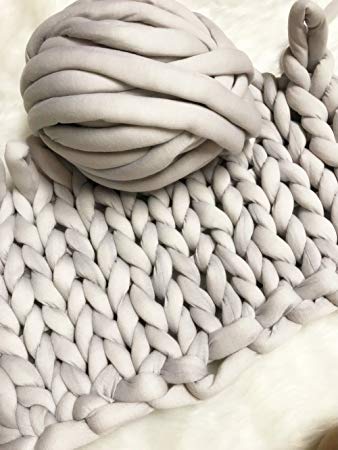 Super Chunky Vegan Yarn, Acrylic Bulky Thick Roving Washable Softee Chunky Jumbo Yarn for Arm Knitting DIY Kit Handmade Blankets Rugs Making (Grey, 60m)