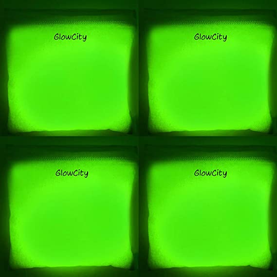 GlowCity Cornhole Light-Up Bean Bags Version 2.0 Water-Resistant Toss Game Accessories 4 x LED Glow-in-The-Dark for Outdoor Lawn Games (Green)