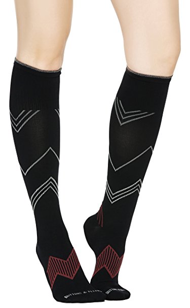 Buttons & Pleats Compression Socks Womens & Mens - Pair of Medical Grade 20-30 mmHg Graduated Sock Support Stockings - Ideal for Running & Athletic Wear, Pregnancy/Maternity, Flight & Travel