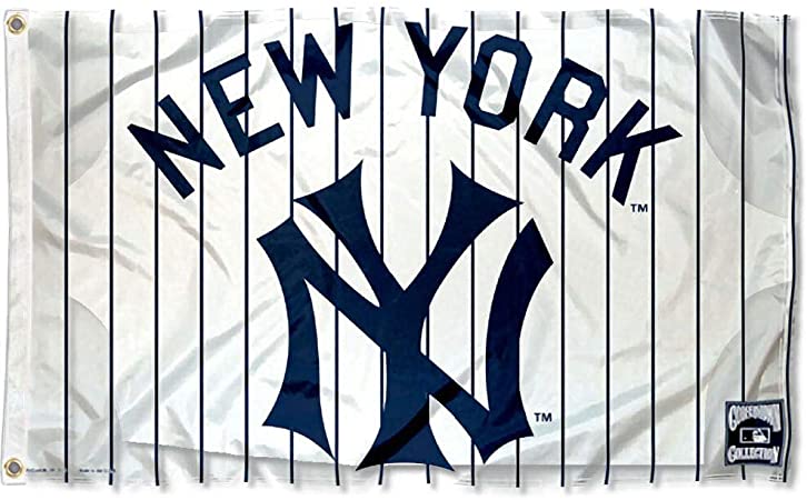 WinCraft New York Yankees Vintage Flag and Banner