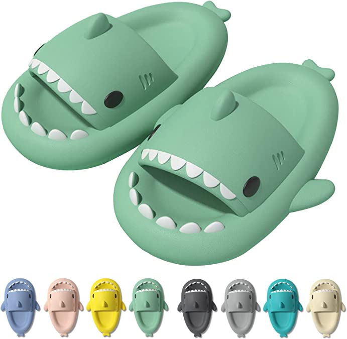 Shark Cloud Slippers, Shark Cute Slides for Women Man, 2022 Summer Slipper Sandals for Boys Girls Spa Platform Shoes Non-Slip Beach Open Toe Beach Sandals Shower Couple Shoes