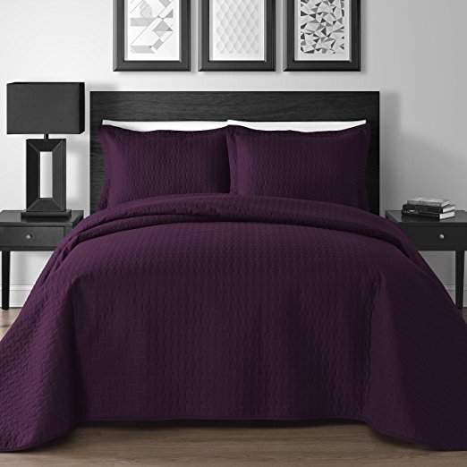 Extra Lightweight 3 Piece King & Queen Modern Wireless Thermal Pressing Coverlet (King/Cali King, Plum)