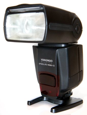 Yongnuo YN560-III-USA Speedlite Flash with Integrated 2.4-GHz Receiver for Canon, Nikon, Pentax, Olympus, GN58, US Warranty (Black) (Discontinued by Manufacturer)