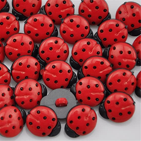 100 Pcs Ladybug Shaped Buttons Plastic Mini Buttons Craft Decorations by EORTA for Scrapbooking Clothing DIY Craft, Red