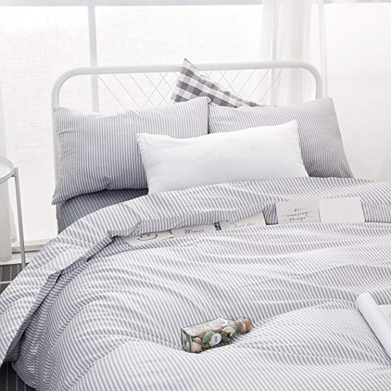 Wake In Cloud - Gray White Striped Duvet Cover Set, 100% Cotton Bedding, Grey Vertical Ticking Stripes Pattern Printed on White, with Zipper Closure (3pcs, King Size)