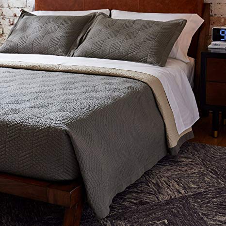 Rivet Modern Stone Washed Textured Geo Coverlet Bedding Set, King, Soft and Easy Care, 102" x 90", Charcoal