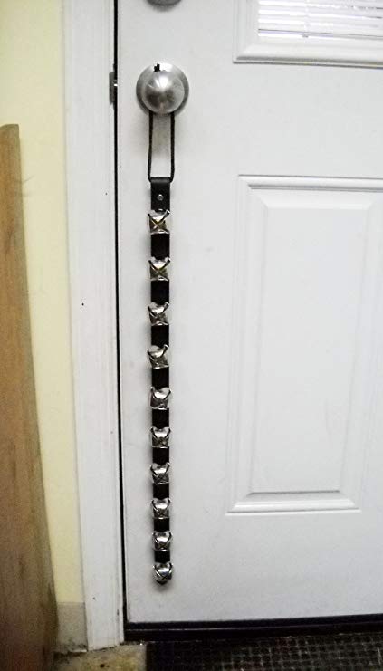 Warner Arctic Sleigh Bells Decorative Leather Strap Door Bell 28” With 10 Silver Plated Jingle