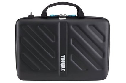 Thule Luggage Gauntlet 15" MacBook Pro Attache