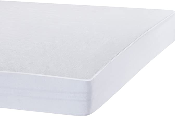 Bedecor Breathable Waterproof Mattress Protector Fitted Mattress Cover Soft Cotton, Single Size (90x190/200cm)