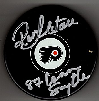 Autographed Ron Hextall Philadelphia Flyers Hockey Puck
