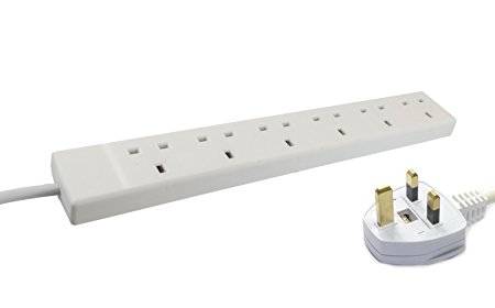 Wickes Master 6 Way Extension Lead in White Finish ( 13A Fuse, 6 Gang, 5 Metre Cable, UK Plug, British Standards: BS1362 )