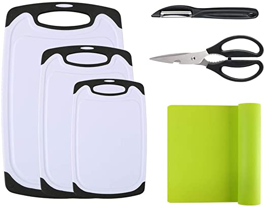 Vicloon Cutting Board Set with Juice Groove, Plastic Chopping Board Set Including Non-Slip Mat, Peeler, Kitchen Scissors (Black   White)