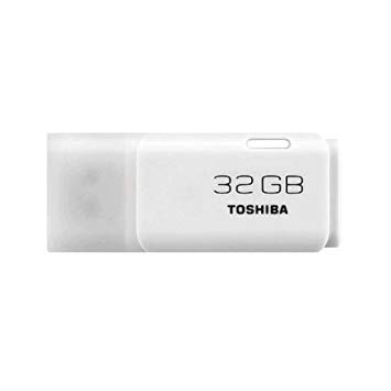 Toshiba THNU32HAYBL5 32GB TransMemory USB 2.0 Flash Drive - White