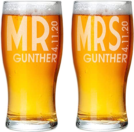 Mr Mrs Beer Glassware Set of 2 Drinking Glasses Happy Birthday for Men Women Bar Accessories for Home Couples Anniversary Man