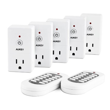 Remote Control, AUKEY Smart Wireless Electrical Outlet On/Off Switch Remote Control