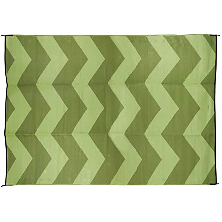 Camco Large Reversible Outdoor Patio Mat - Mold and Mildew Resistant, Easy to Clean, Perfect for Picnics, Cookouts, Camping, and The Beach (6' x 9', Chevron Green Design) (42879)