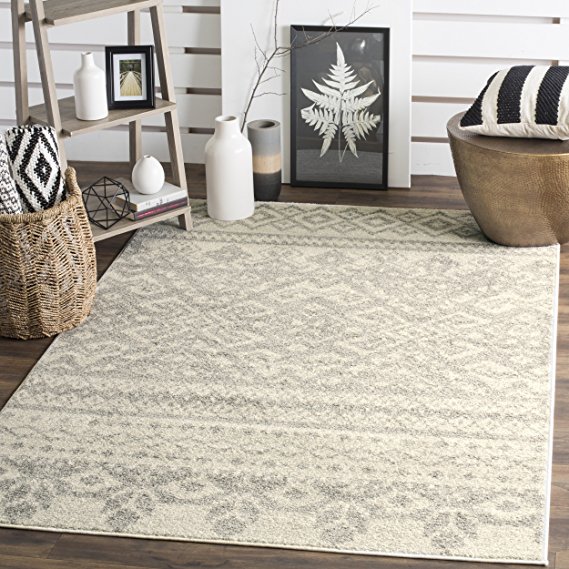 Safavieh Adirondack Collection ADR107B Ivory and Silver Rustic Bohemian Area Rug (4' x 6')