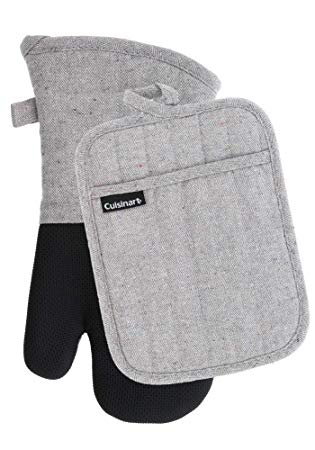 Cuisinart Neoprene Oven Mitts and Potholder Set - Heat Resistant Oven Gloves to Protect Hands and Surfaces with Non-Slip Grip, Hanging Loop - Ideal for Handling Hot Cookware Items - Chevron, Grey