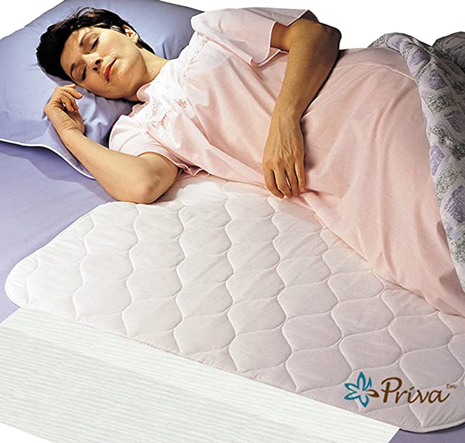 Priva High Quality Ultra Waterproof Sheet and Matress Protector 34" x 36" No Slip, Stay In Place Tuck In Flaps . 6 cups of absorbency
