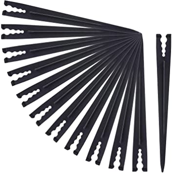 Mudder 90 Pieces Irrigation Drip Support Stakes for 1/4 Inch Pipe Universal Drip Tubing Hold Stakes Plastic Drip Hose Stakes for Irrigation, Greenhouse, Garden, Vegetable Flower Beds Herbs Growing