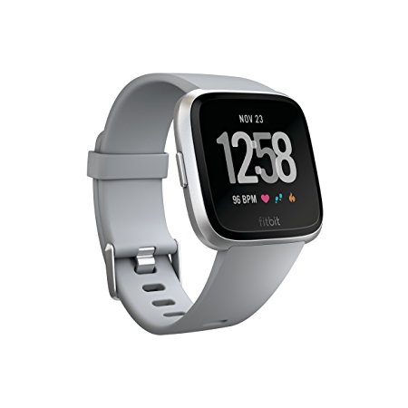 Fitbit Versa Smartwatch, Gray/Silver Aluminium, One Size (S & L Bands Included)