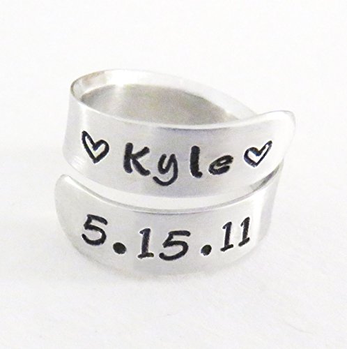 Personalized child name and birth date ring for mom dad with hearts - Aluminum birthdate and name jewelry - Gift for wife husband