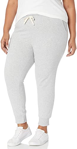 Amazon Essentials Women's Plus Size French Terry Fleece Jogger Sweatpant