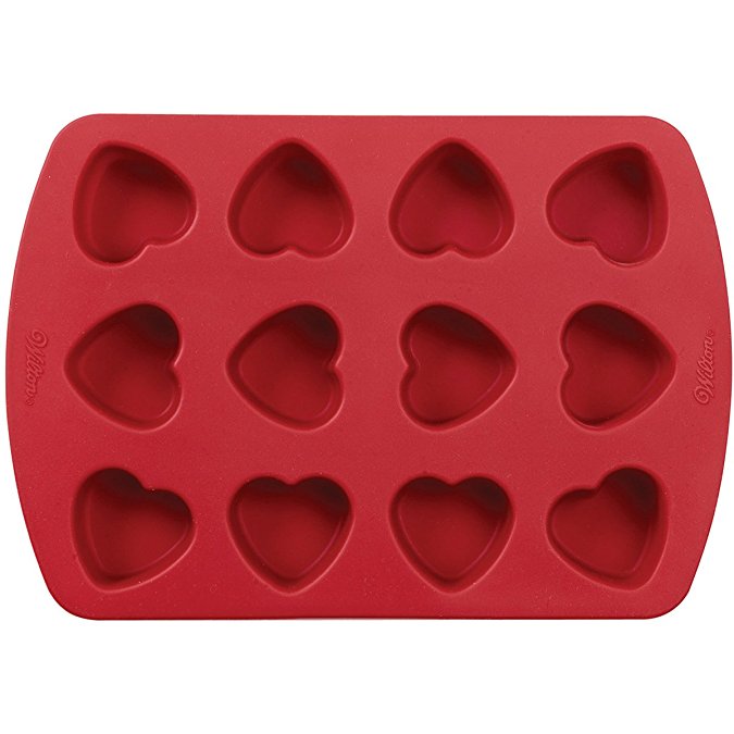 Wilton Petite Silicone 12 Cavity Heart Pan