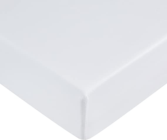 AmazonBasics Fitted Bed Sheet, Microfibre, Bright White, 140 x 200 x 30 cm