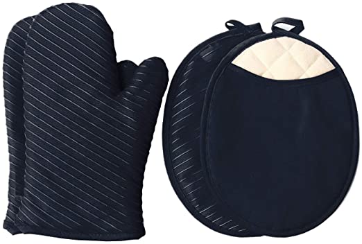 Crucible Cookware Pot Holders and Oven Mitts Gloves with Silicone Stripes, 2 Potholders & 2 Hot Pads with Pockets Set, 4 Piece Heat Resistant Kitchen Linens Set - Black