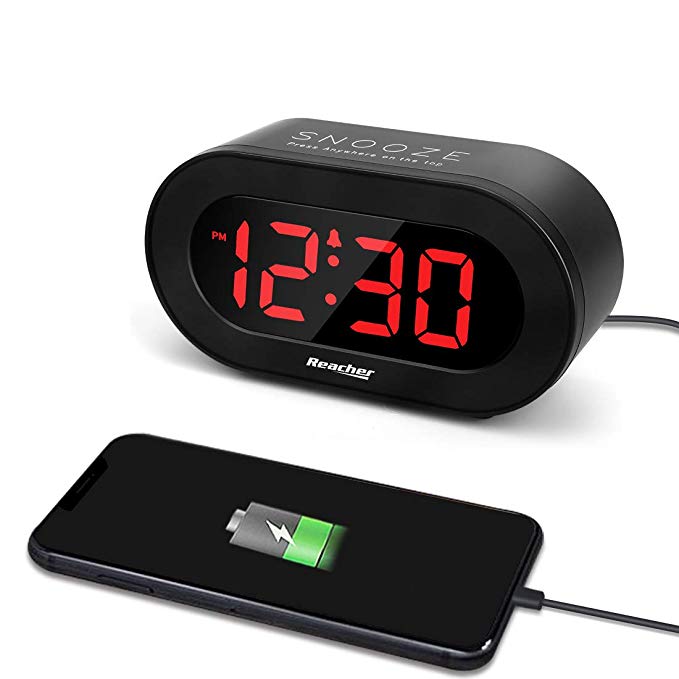 REACHER Small LED Digital Alarm Clock Simple Operation, Full Range Brightness Dimmer, USB Phone Charger Port, Easy Snooze, Adjustable Alarm Volume, Outlet Powered Bedrooms Bedside(Black)