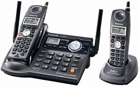 Panasonic KX-TG5672B 5.8 GHz FHSS GigaRange Digital Cordless Answering System with Dual Handsets