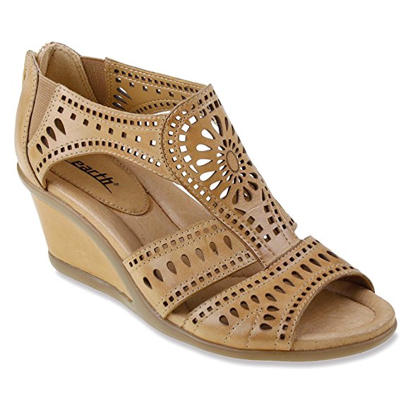 Earth Women's Crown Wedge Sandal