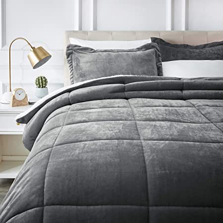 AmazonBasics Ultra-Soft Micromink Sherpa Comforter Bed Set - King, Charcoal