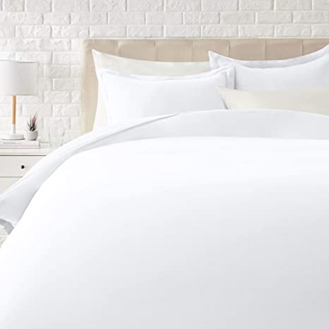 AmazonBasics Light-Weight Microfiber Duvet Cover Set with Zipper Closure - Full/Queen, Bright White