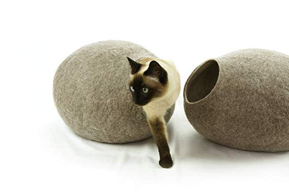 Kivikis Cat Bed, House, Cave, Nap Cocoon, Igloo, 100% Handmade from Sheep Wool Size: Medium, M 4-6 kg (9-13 pounds) cat.