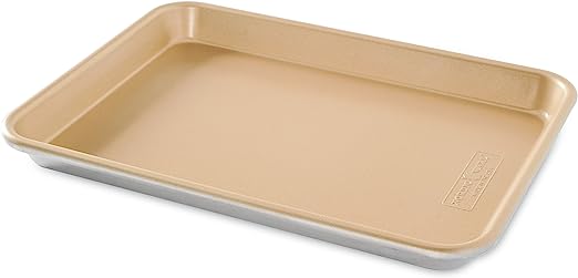 Nordic Ware Naturals Aluminum NonStick Baker's Quarter Sheet Small, Gold